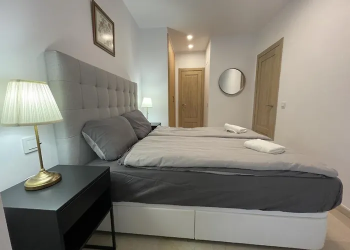 Casa Rosa Nova Marbella